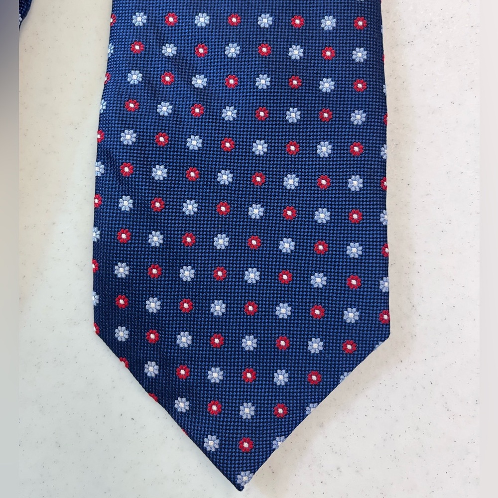Roundtree & Yorke 65“ Foulard Pattern All Silk Tie - Picture 2 of 6